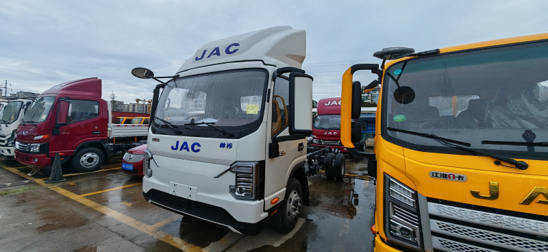 江淮新能源 厢车